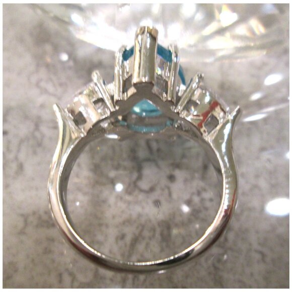Pariba Tourmaline pear cut blue gemstone ladies unique ring size 7 main image 2